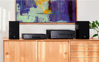 Yamaha R-N600A Amplituner stereo z MusicCast + YAMAHA CD-S303 Odtwarzacz CD - 12